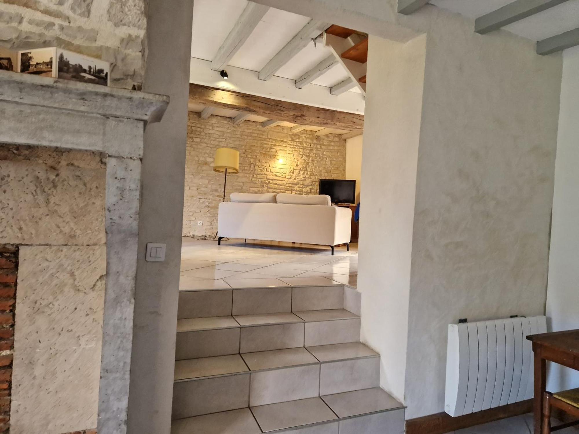 Gite Les Frenes Avec Pre Dans Joli Hameau Vermenton Exterior photo