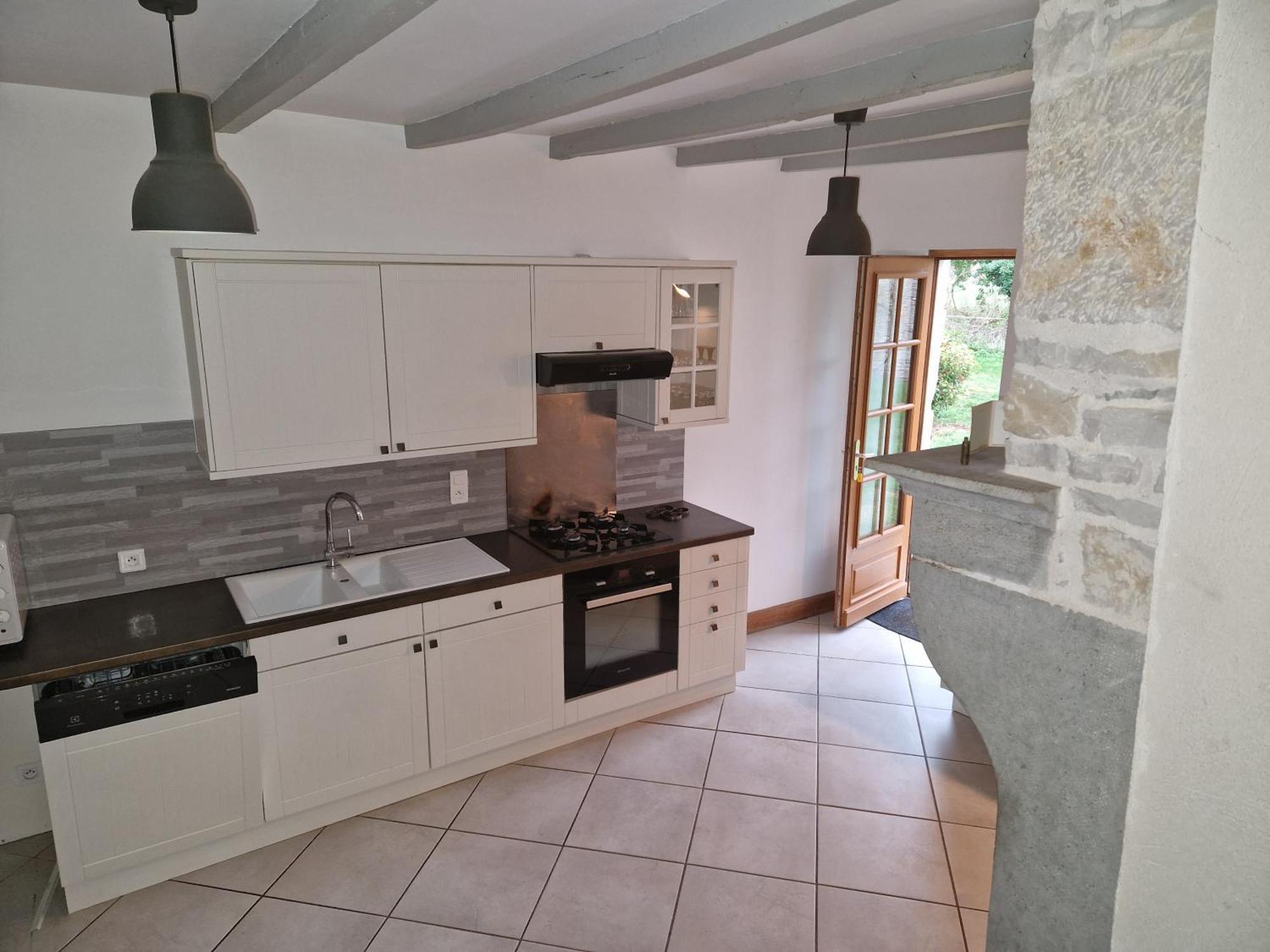 Gite Les Frenes Avec Pre Dans Joli Hameau Vermenton Exterior photo